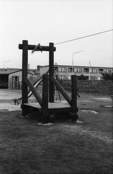 1975-0011-0000-0003-PS1
