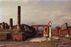 1990-0004-0000-0018-LF1