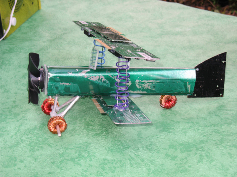 2010-0024-1001-0002-LF1